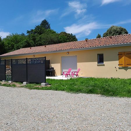 Domaine Des Hameaux Du Lac - Bg Saint-Pardoux-lʼOrtigier 外观 照片