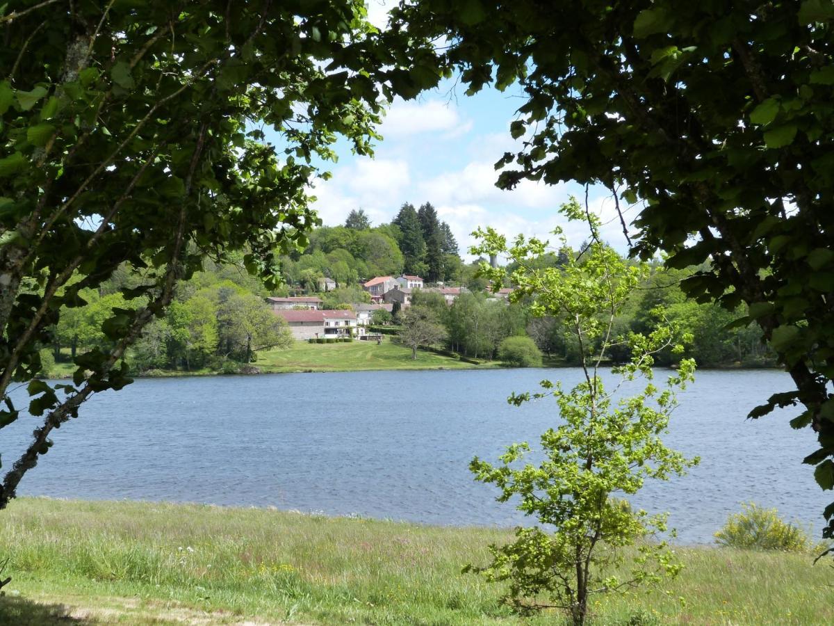 Domaine Des Hameaux Du Lac - Bg Saint-Pardoux-lʼOrtigier 外观 照片